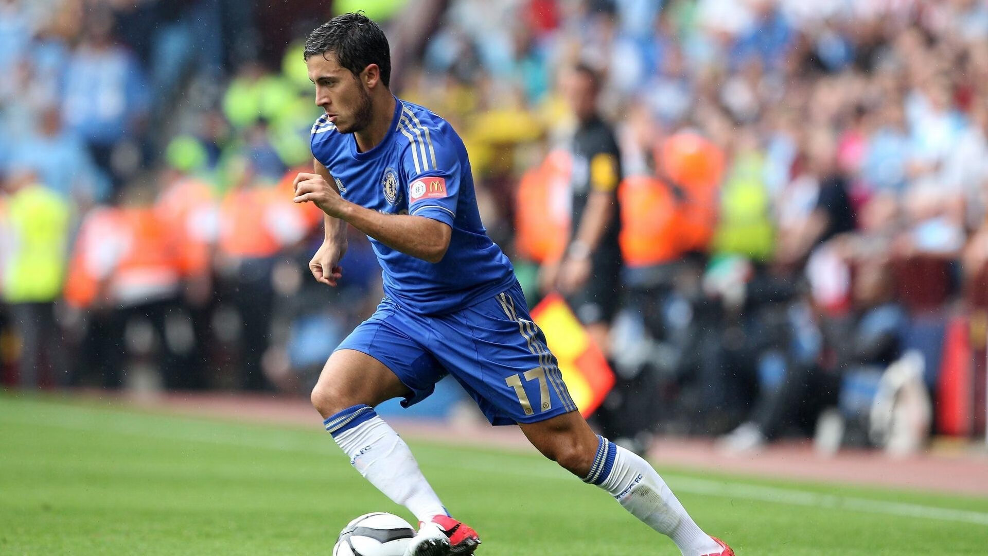 九游娱乐体育入口-F1赛车赛场焦点！美国队对阵比利时队，防守反击奏效，球队笑到最后